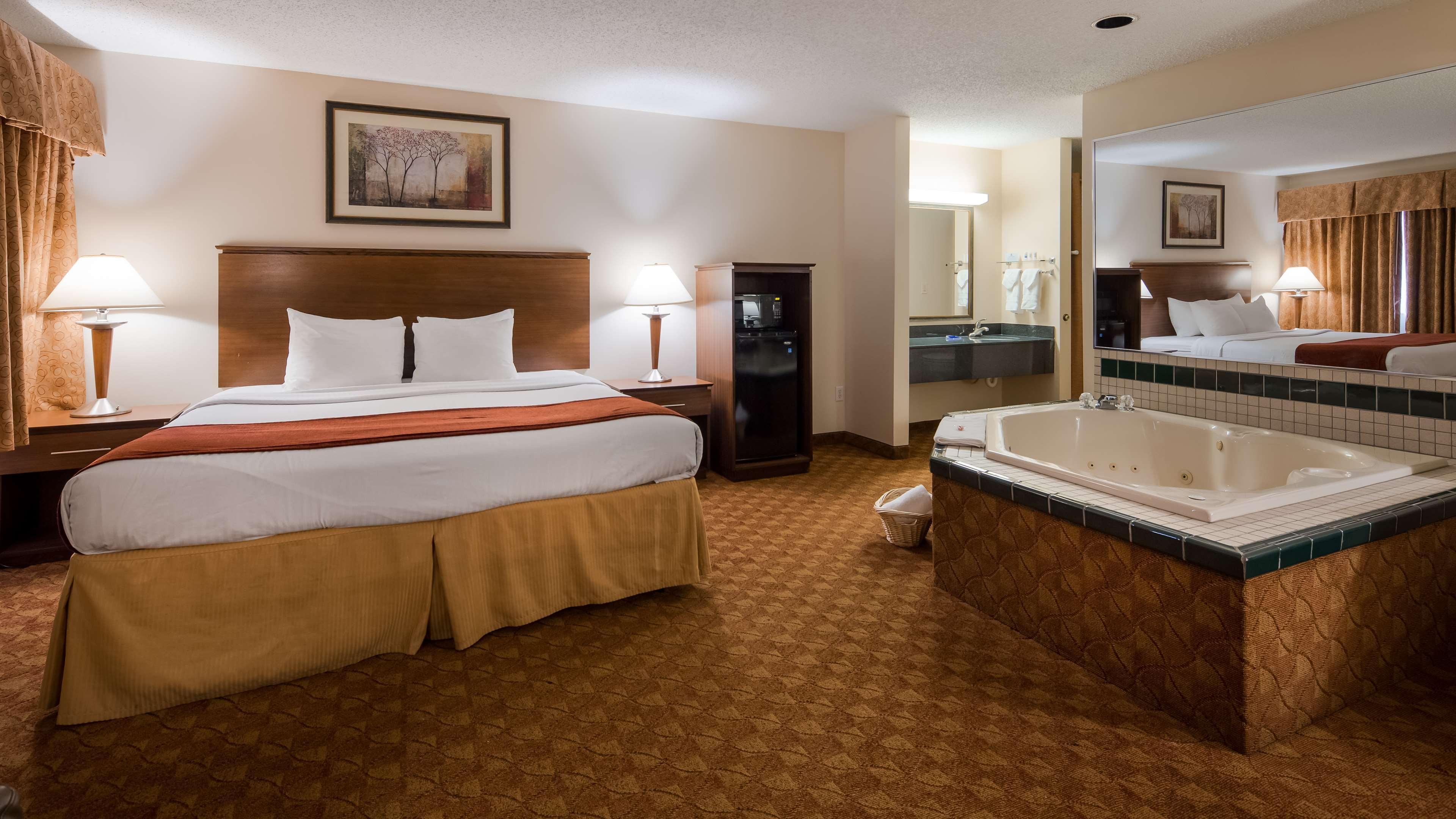 Hebron Best Western Lakewood Inn מראה חיצוני תמונה