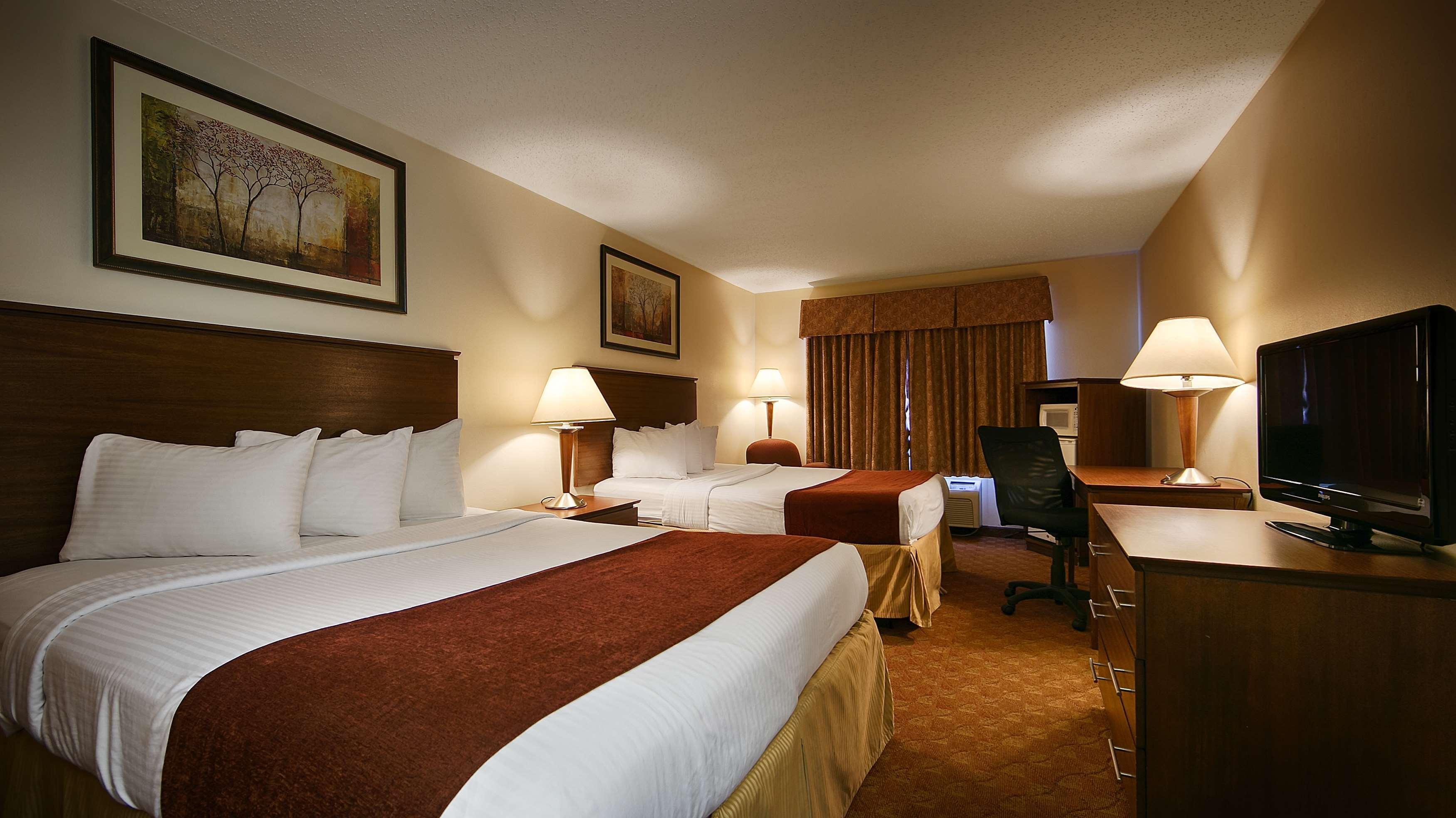 Hebron Best Western Lakewood Inn מראה חיצוני תמונה