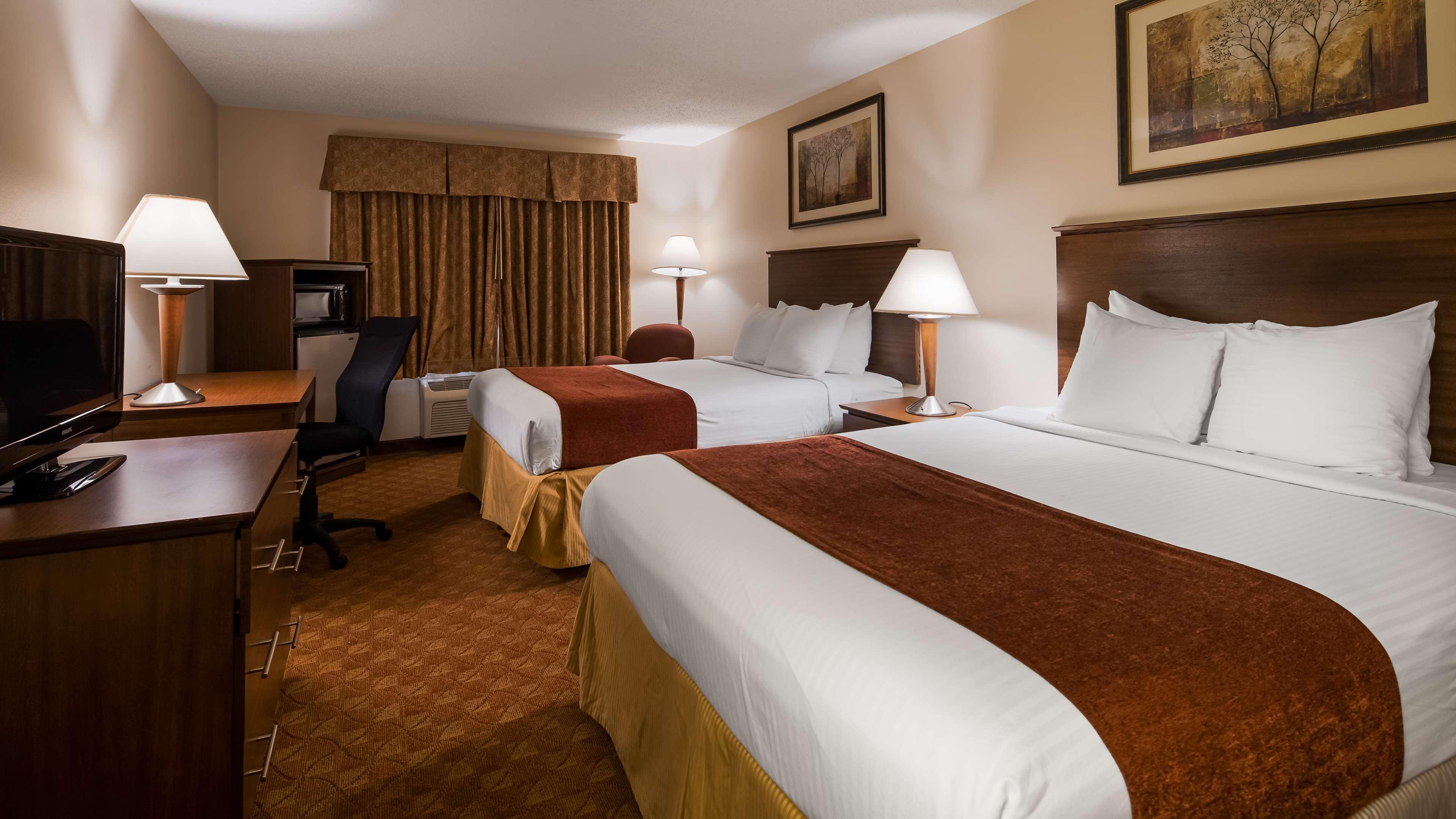 Hebron Best Western Lakewood Inn מראה חיצוני תמונה