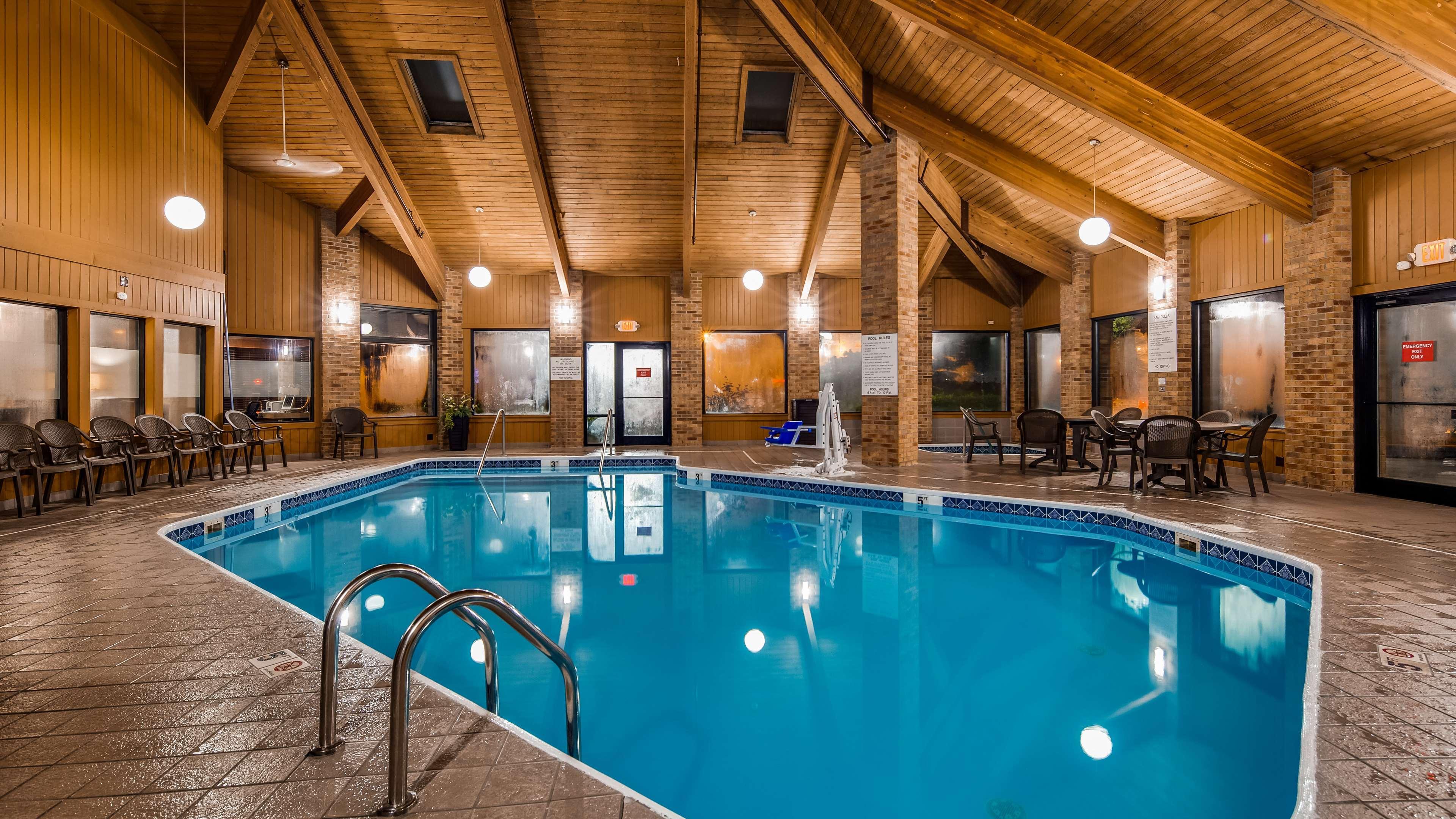 Hebron Best Western Lakewood Inn מראה חיצוני תמונה